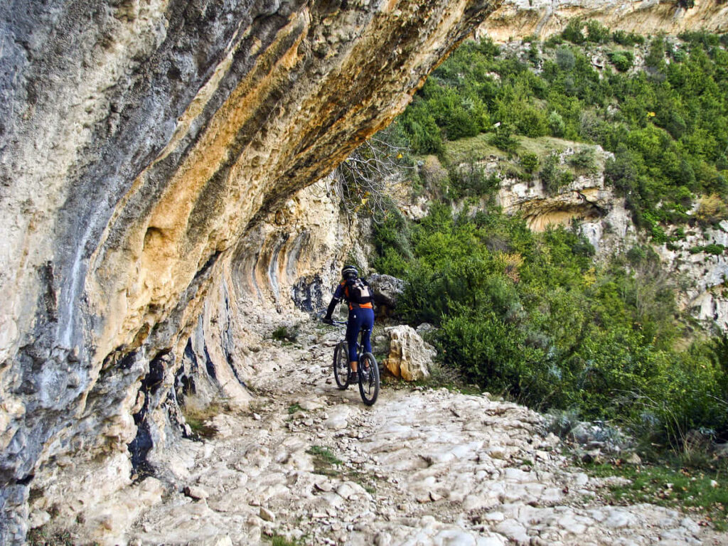 BTT BAJANDO A MASCÚN (Somontano)